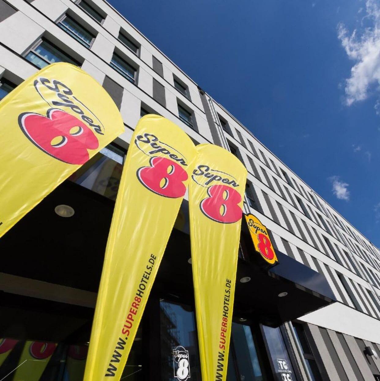 Super 8 By Wyndham Augsburg Hotell Exteriör bild