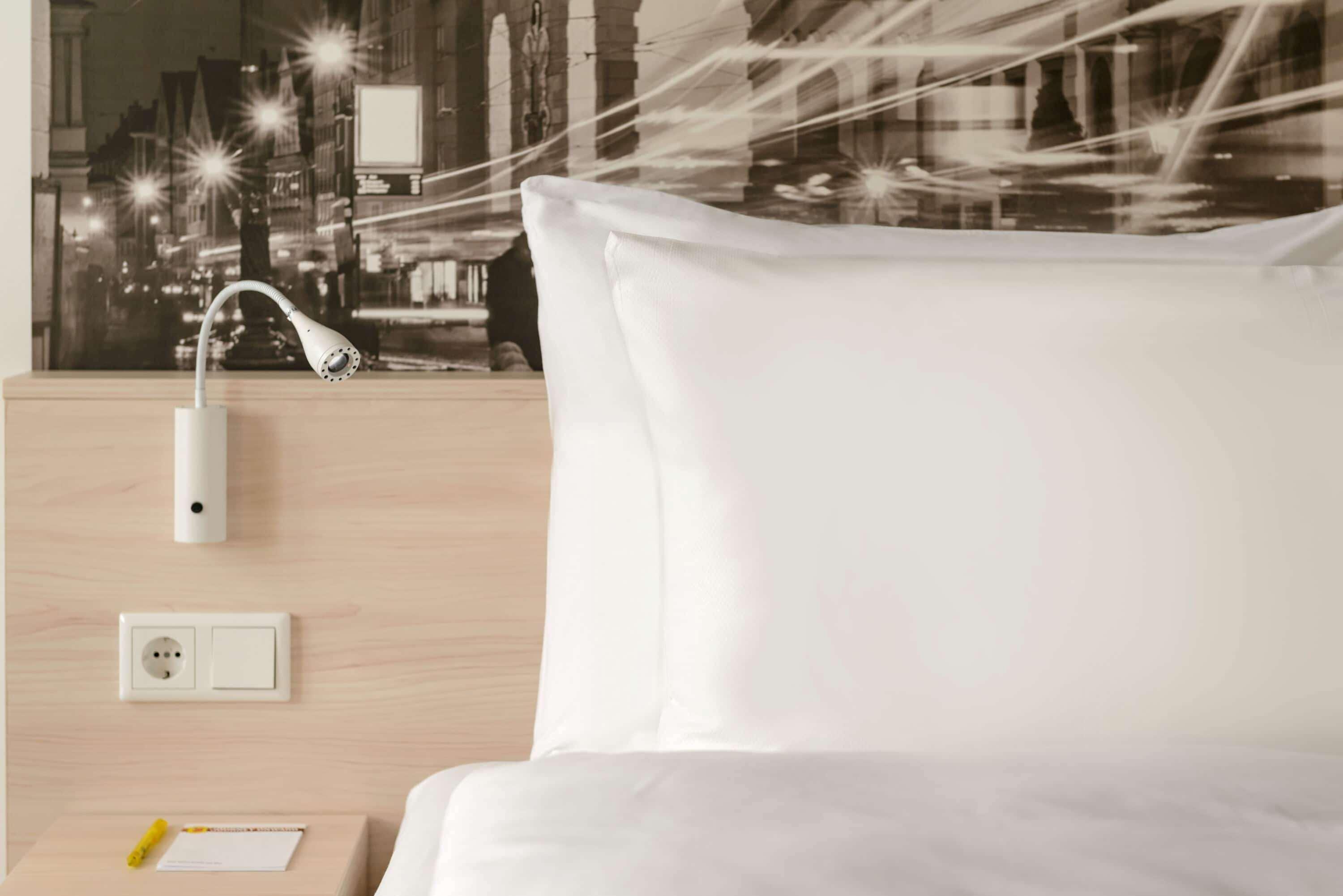 Super 8 By Wyndham Augsburg Hotell Exteriör bild